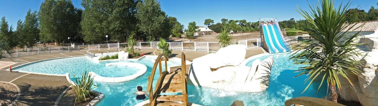 Domaine Du Collet**** Villeneuve-en-Retz Exterior photo